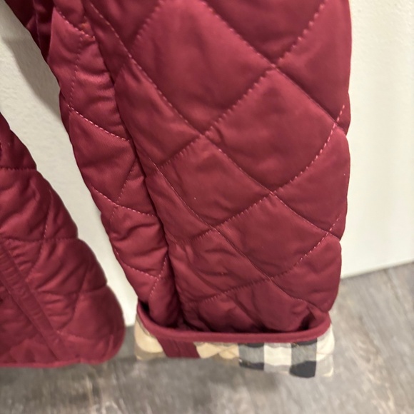 Burberry Brit Red Diamond Quilted Jacket w/Signature Plaid. Size: Small. - Picture 4 of 7
